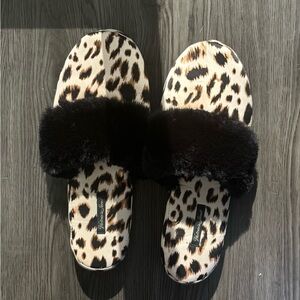 Victoria's Secret Leopard Print Fuzzy Slippers